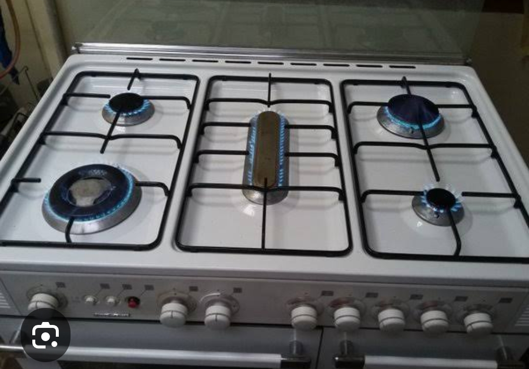 SERVICE KOMPOR GAS ITAGAS ITALINA INDESIT DEPOK